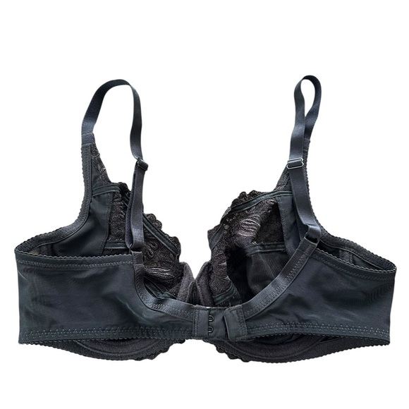 Wacoal size 34 C Black Lace Tulip Unlined Underwire Demi Bra 85702 - Picture 2 of 3